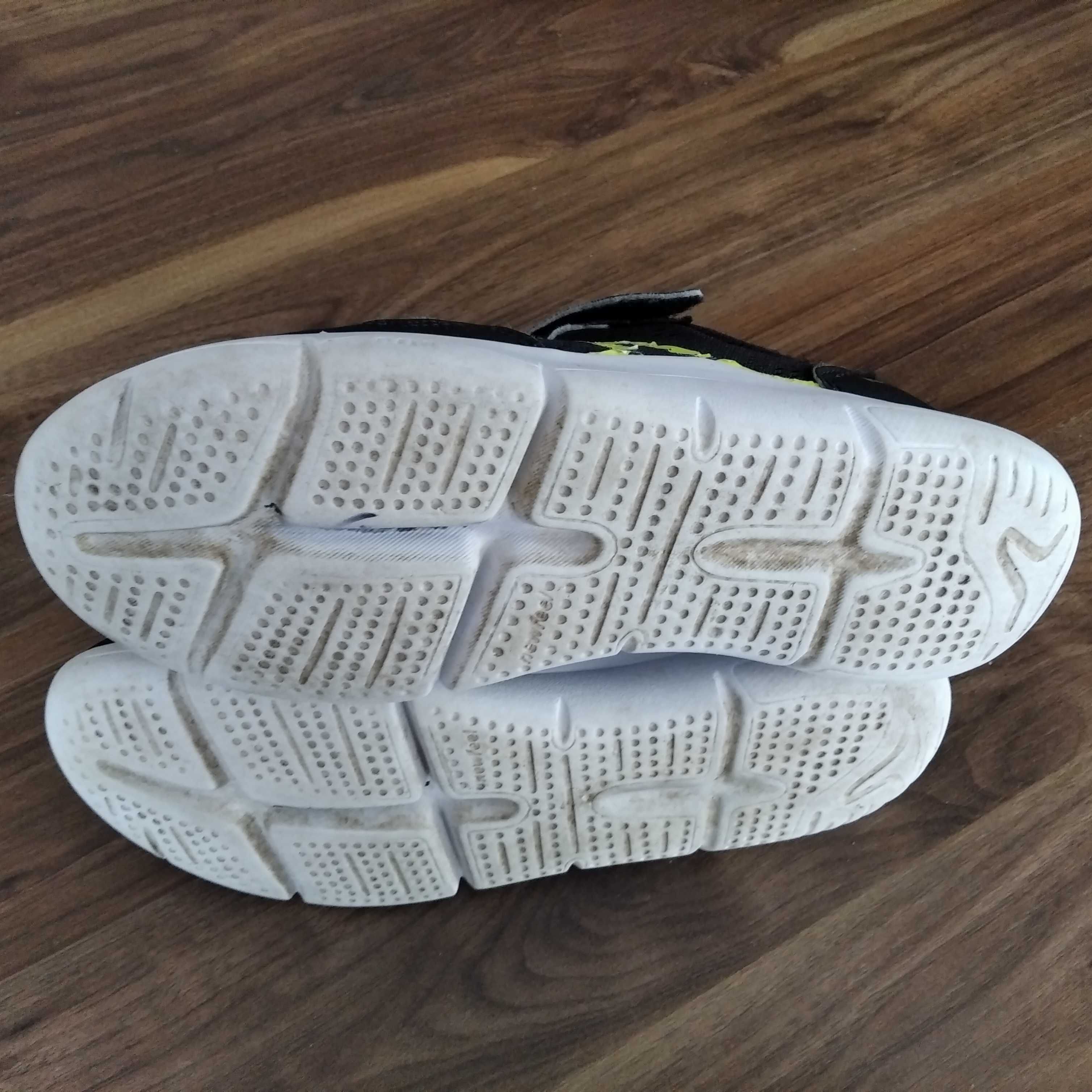 Buty sportowe w super stanie stanie rozmiar 36
