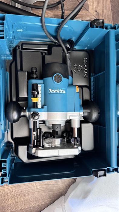 Frezarka górnowrzecionowa Makita nowa RP1111CJ, gwarancja +makpack