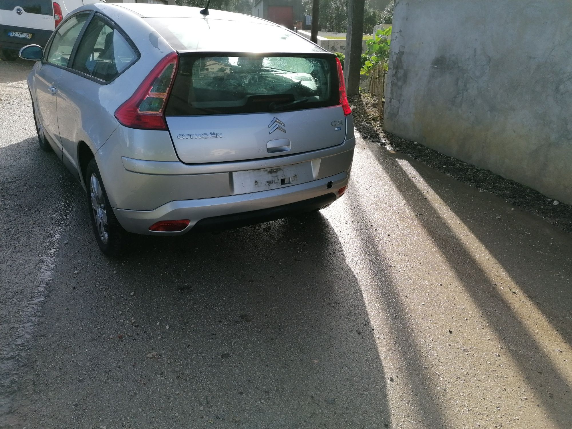 Citroën c4 1.6 gasolina só peças