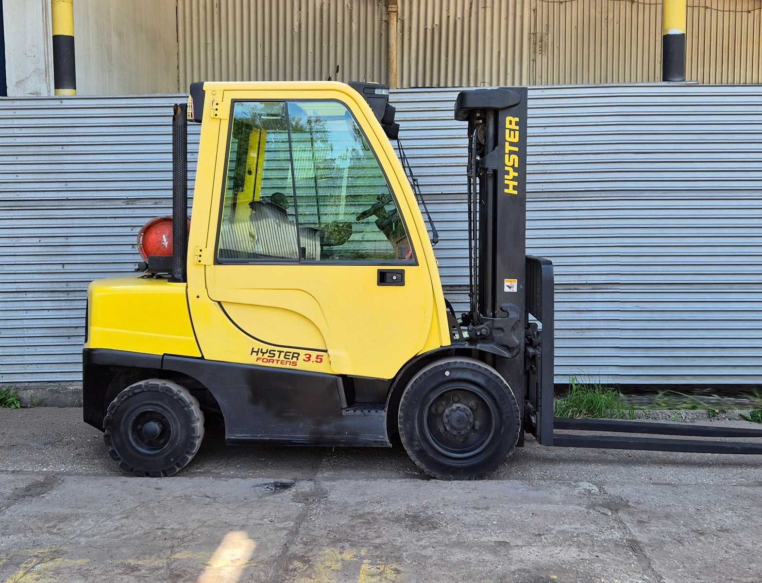 Hyster 3500kg • TRIPLEX 4,61m •  2014r • kabina • wózek widłowy