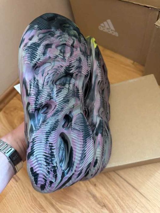 Buty Adidas Yeezy boost Yeezy foam rnr mx carbon 47