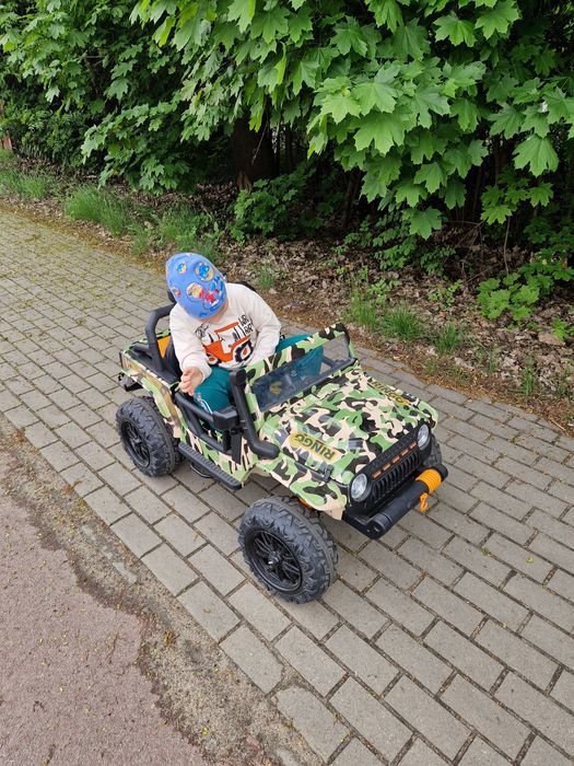 Sprzedam samochod  elektryczny