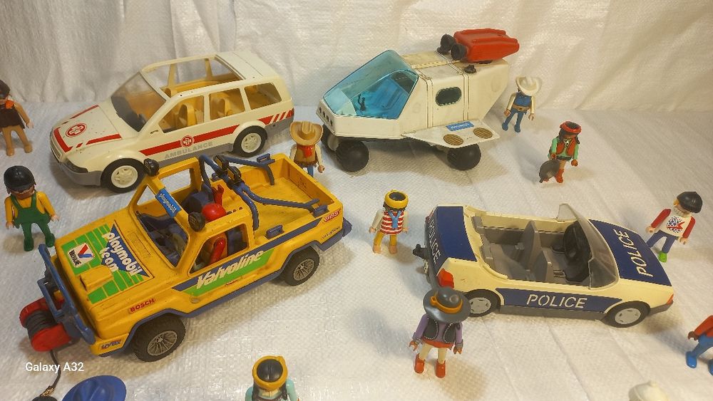 Lote playmobil, só vendo o lote.