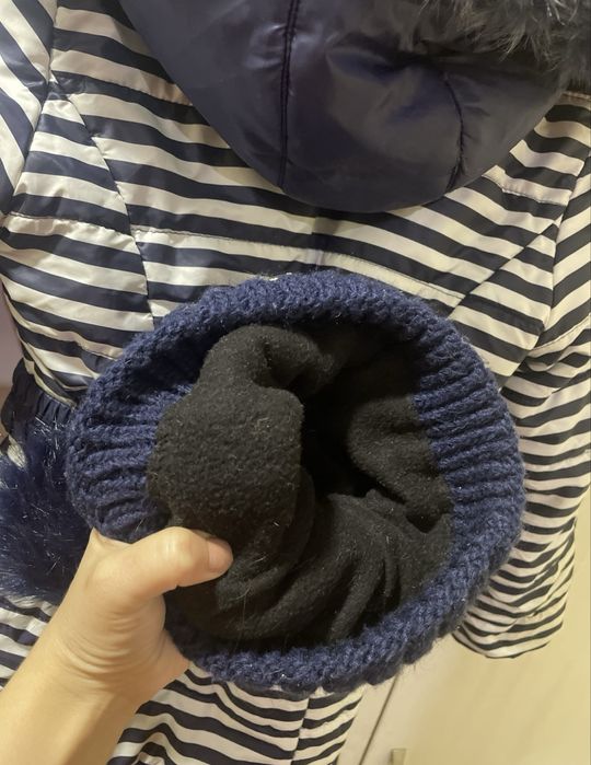 Куртка тепла шапка у подарунок