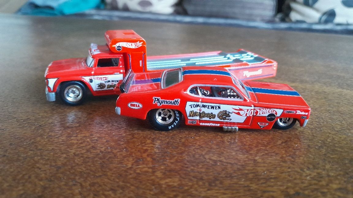 Plymouth Buster funny car hot wheels team transport