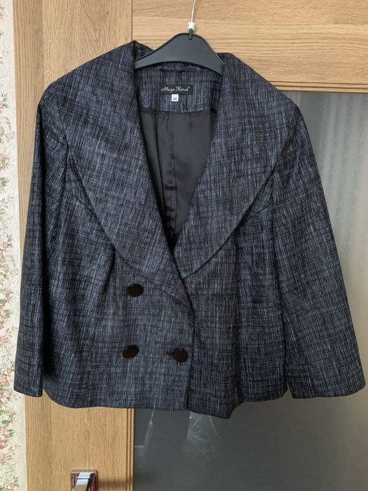 Bardzo elegancki żakiet 44