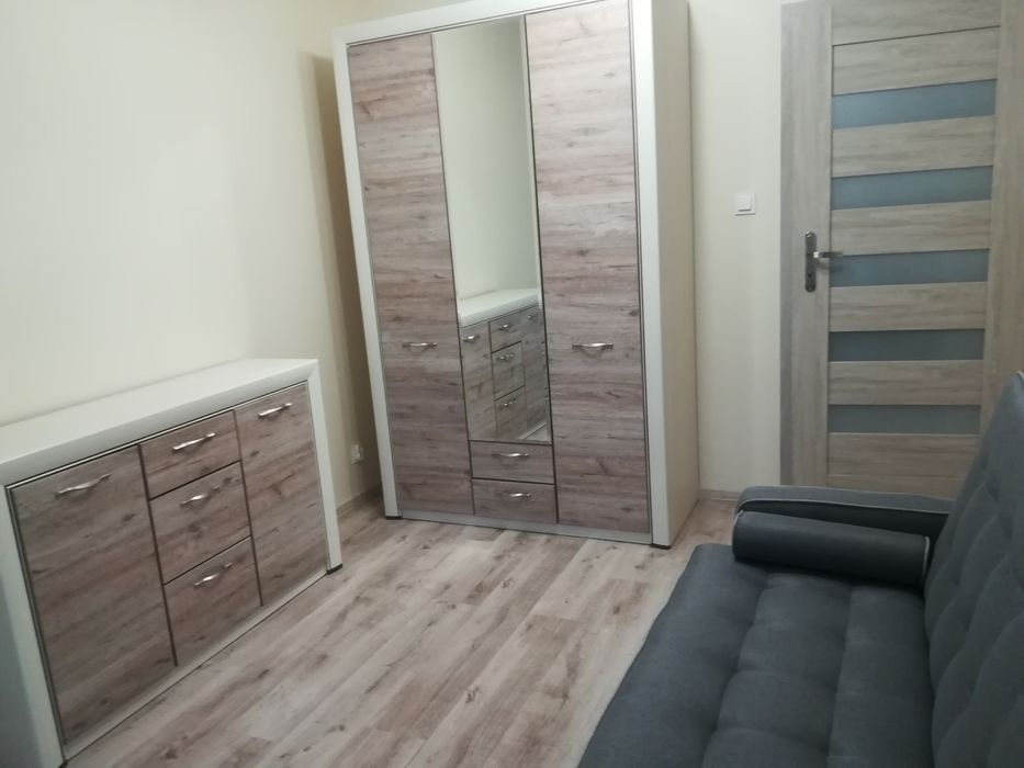 Pokój dla dziewczyny, Młynowa 46, dostępny od listopada