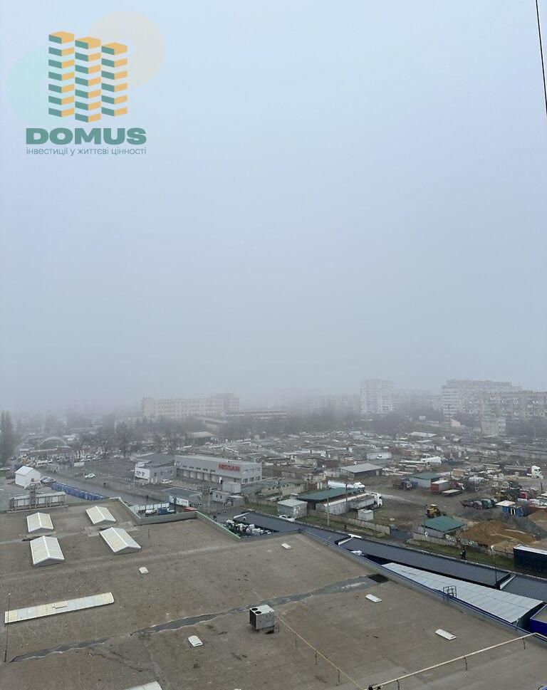 Продам  1 комнатную в ЖК Акварель - 8! Дом сдан! Панорамные окна!