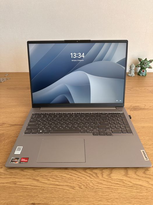 Lenovo thinkbook