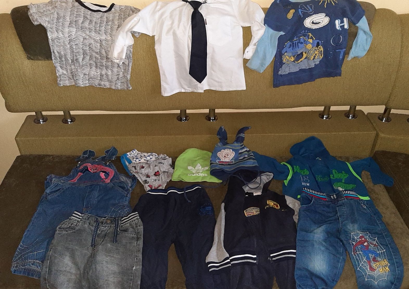 Одяг для хлопчика 1-1,5 року.