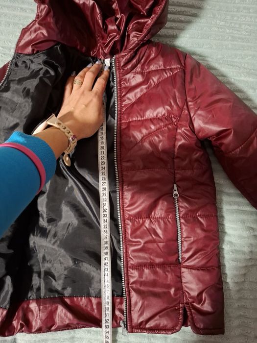 Продам демісезонні куртки