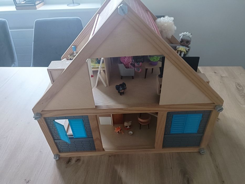 Sprzedam domek z akcesoriami