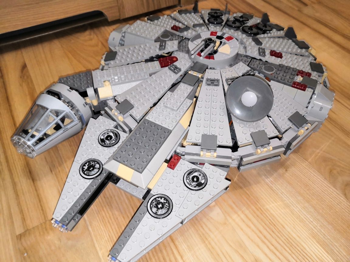 Lego 4504 Star Wars Sokół Millennium