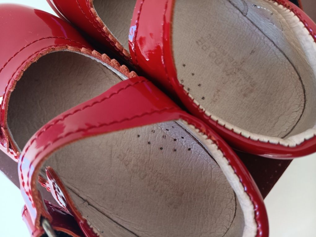 Sapatos Verniz Menina