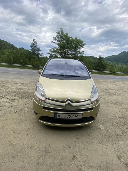 Сімейне авто 7 місне