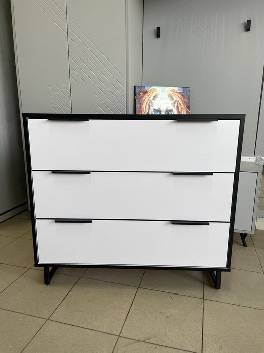 Стильний Комод. Комод 3ш. Є різна гамма кольорів. Є Доставка. Є Монраж