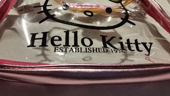 ELEGANTE| Mala+2 Cintos Hello Kitty e Roxo brilhante c/pendente Menina