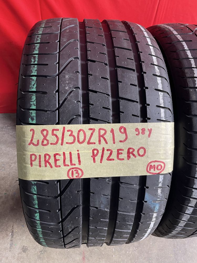 Pneus 285/30/19 Pirelli Como novos