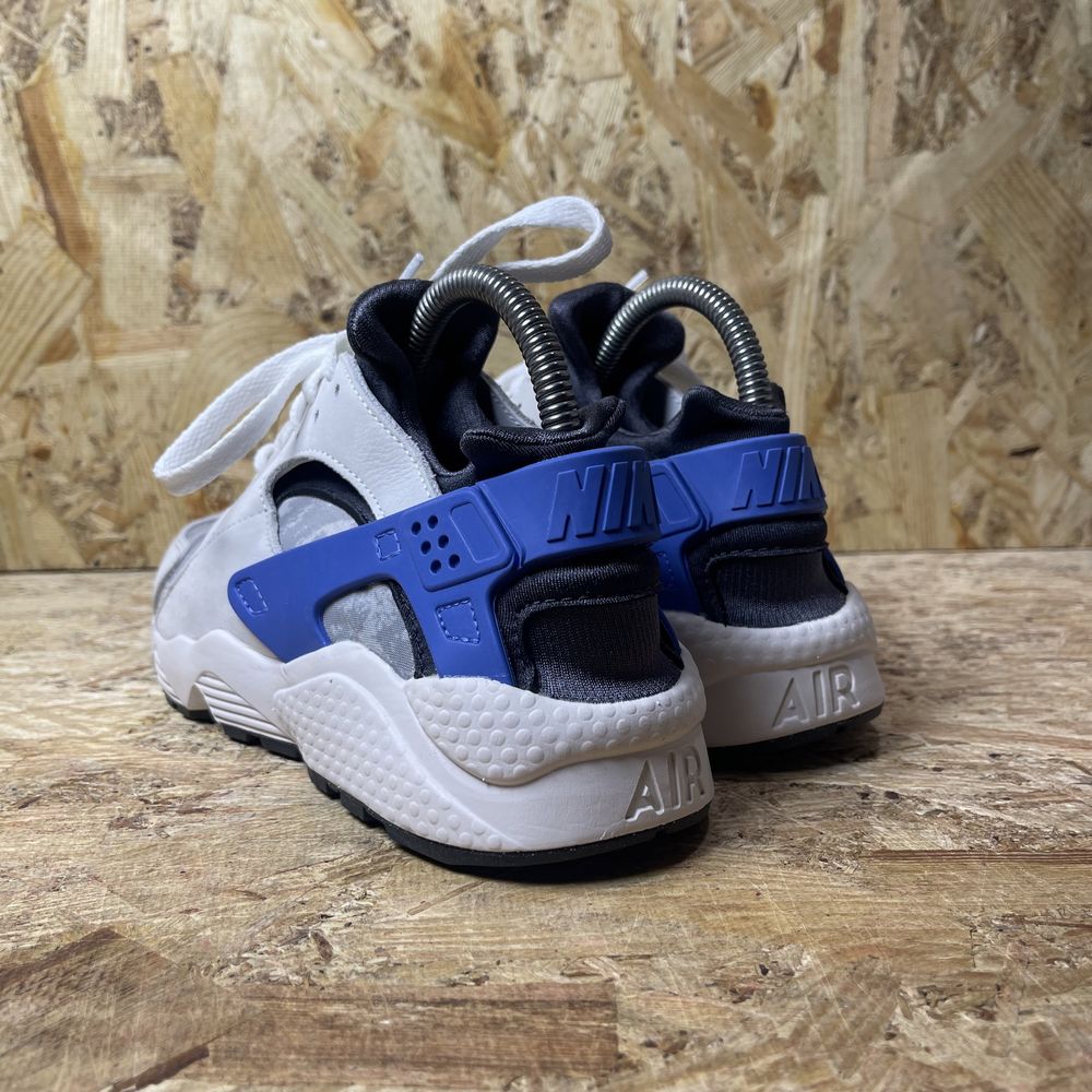 Жіночі кросівки Nike Air Huarache Premium White Dr0286-100