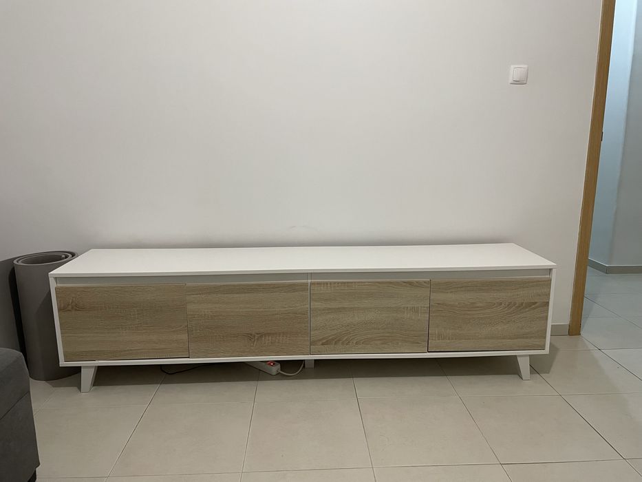 Aparador TV como novo