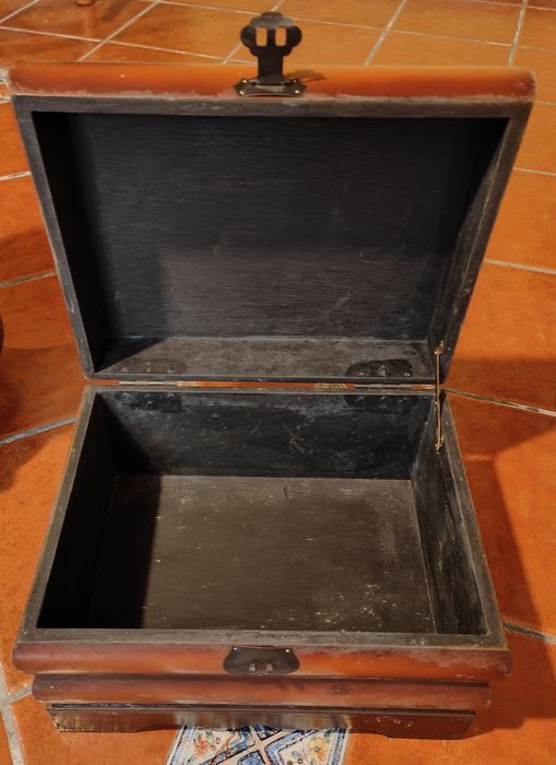 Peças Artesanato em madeira