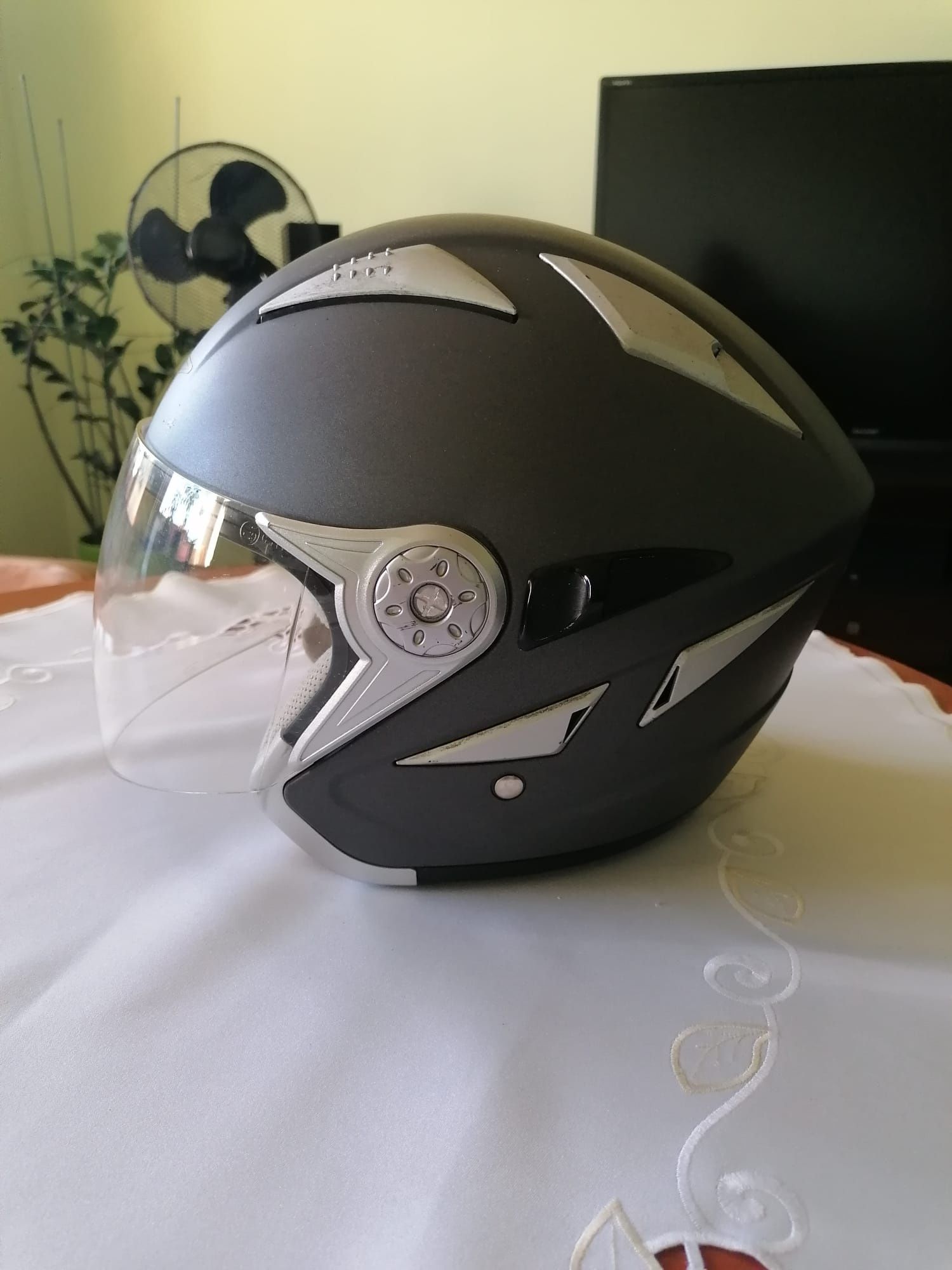 Kask motocyklowy rozmiar S 55-56