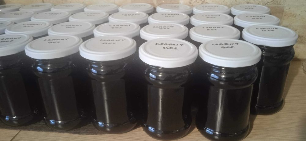 CZARNY BEZ SOK 320ML 15zl sztuka 4szt. 60zl  100 PROCENTOWY