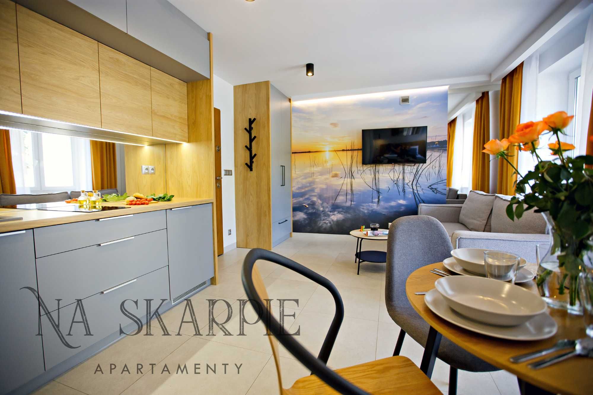 Apartament Na Skarpie 1 - noclegi nad jeziorem, promenada, Mazury
