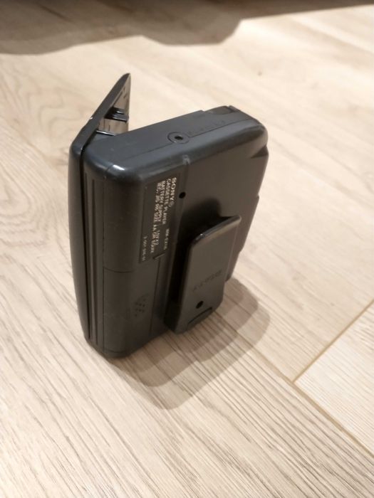 Sony Walkman WM-EX 116 odtwarzacz kaset magnetofon (uszkodzony)