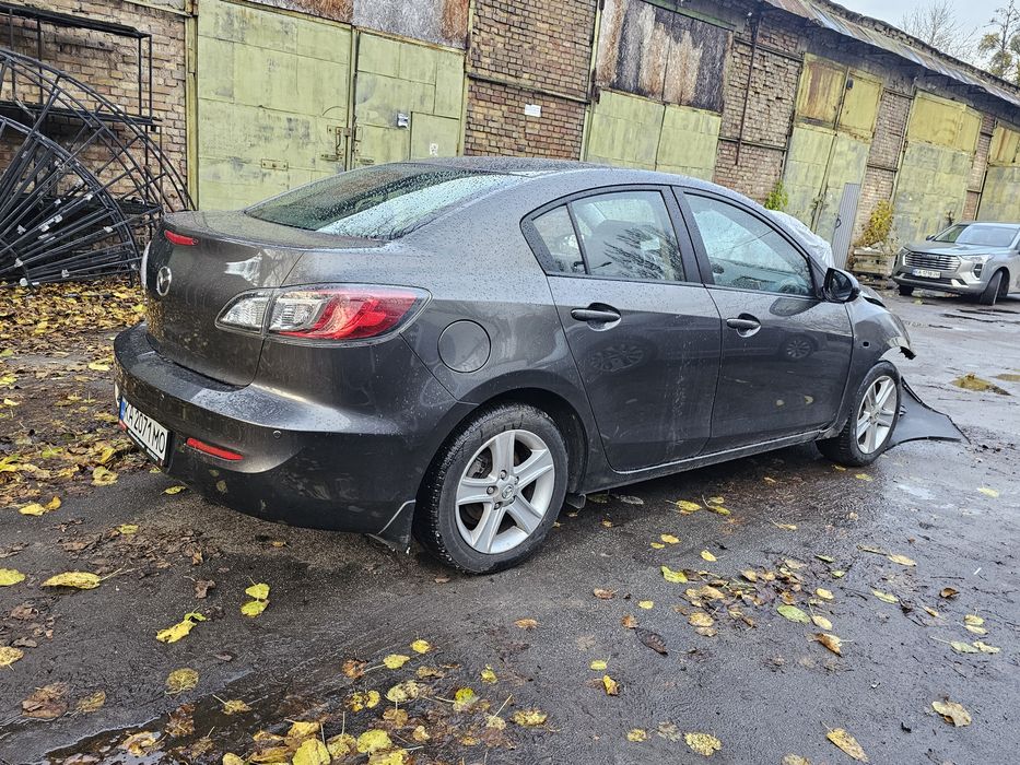 Mazda   3   2013