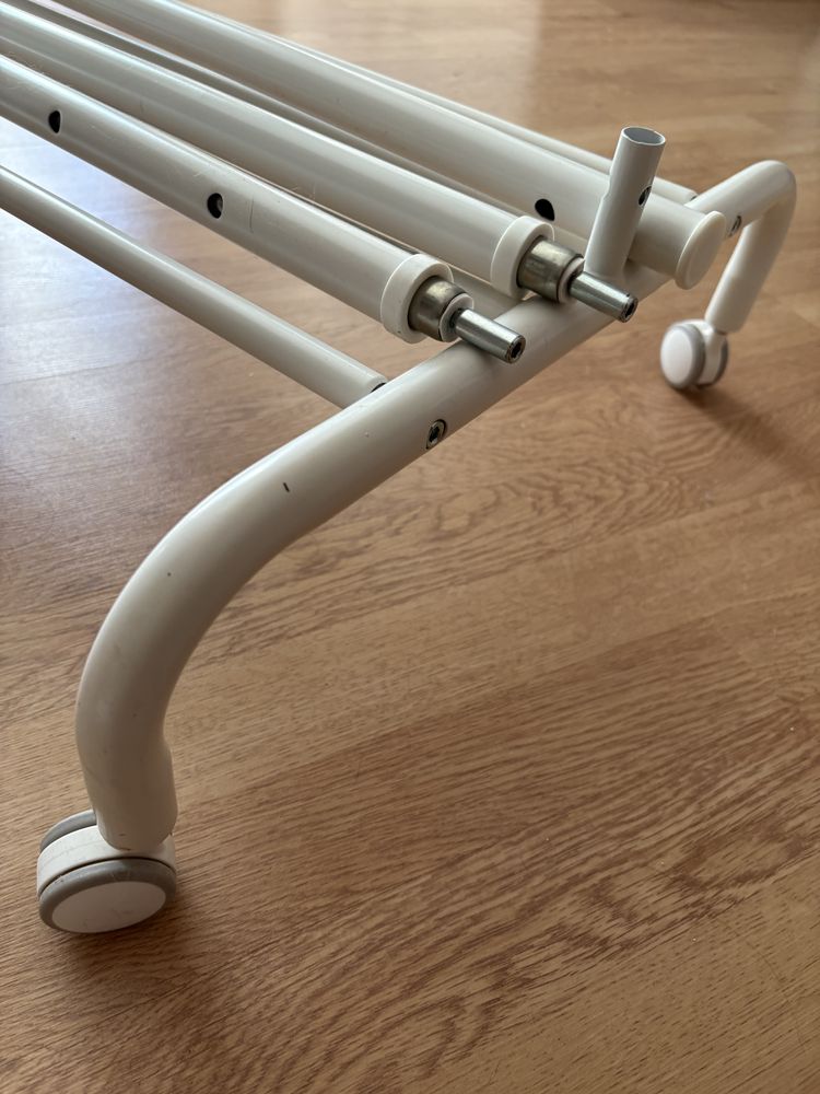 Suporte para cabides ikea