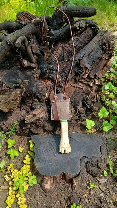 Ręcznie wykuty nóż neck knife / mini tasak / rękojeść z kości  nóż EDC