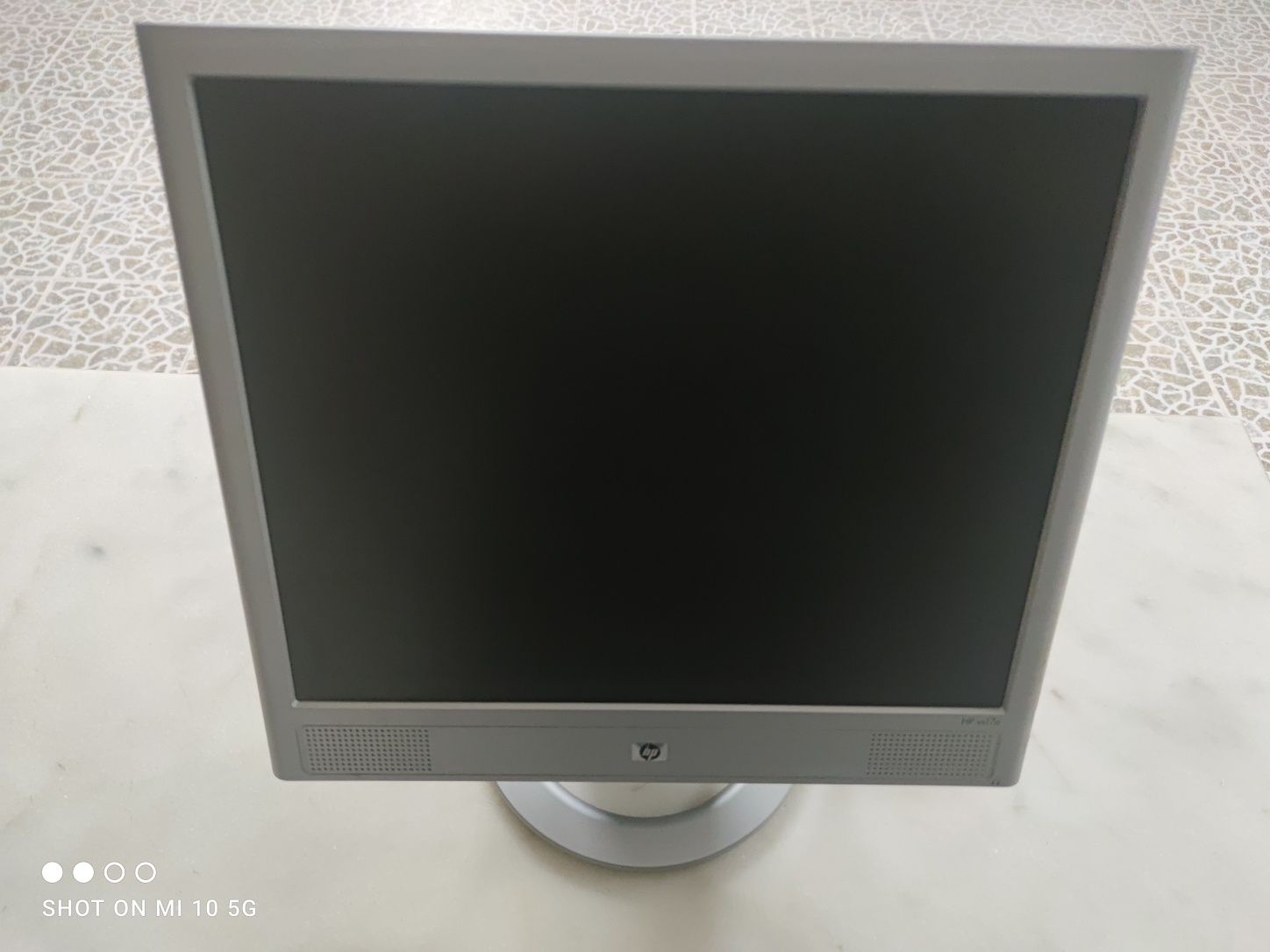 Monitor HP modelo vs17e