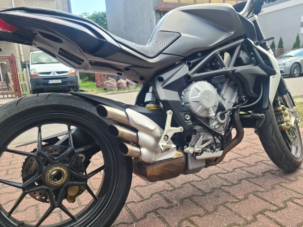 MV Agusta Brutale 675 quickshifter sprzedam.