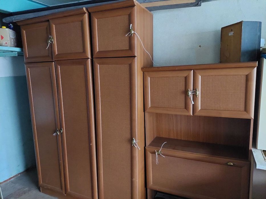 Продам частину стінки, шкаф