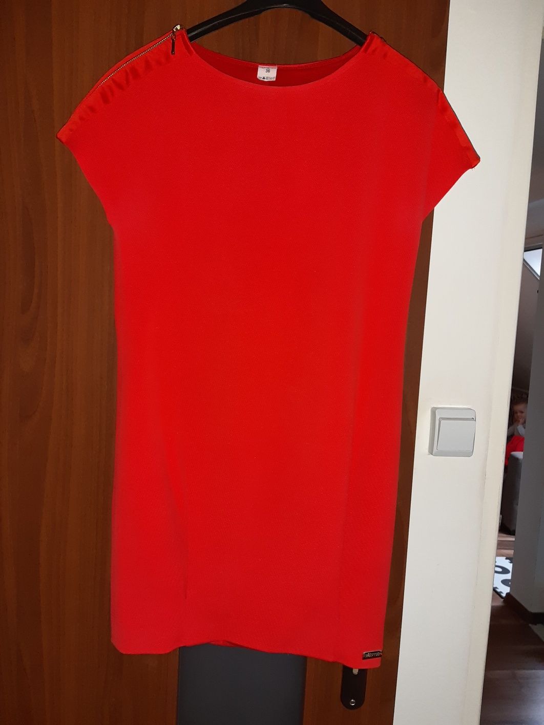 Sukienka czerwona roz. 36
