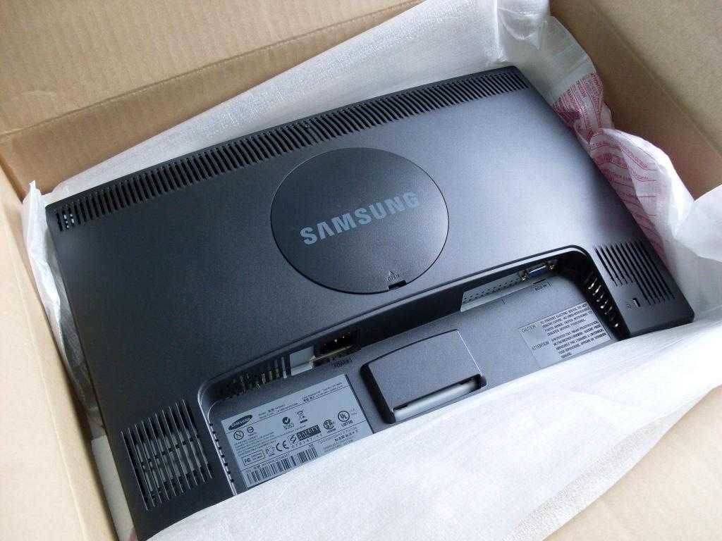 TFT Samsung SyncMaster 943NWX 48,3 cm (19") 1440 x 900  Preto-Usado OK