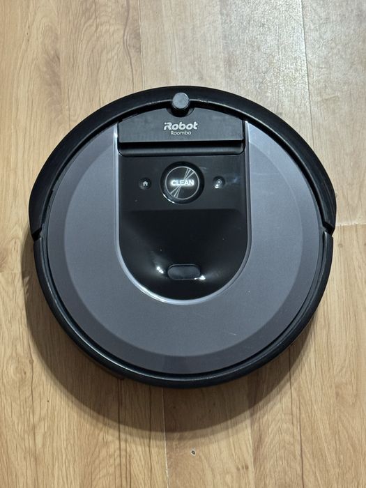 Robot odkurzający Roomba ®️ i7