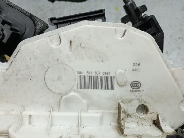 Fechadura / fecho porta frente direito VOLKSWAGEN Golf VII (5G1, BQ1,