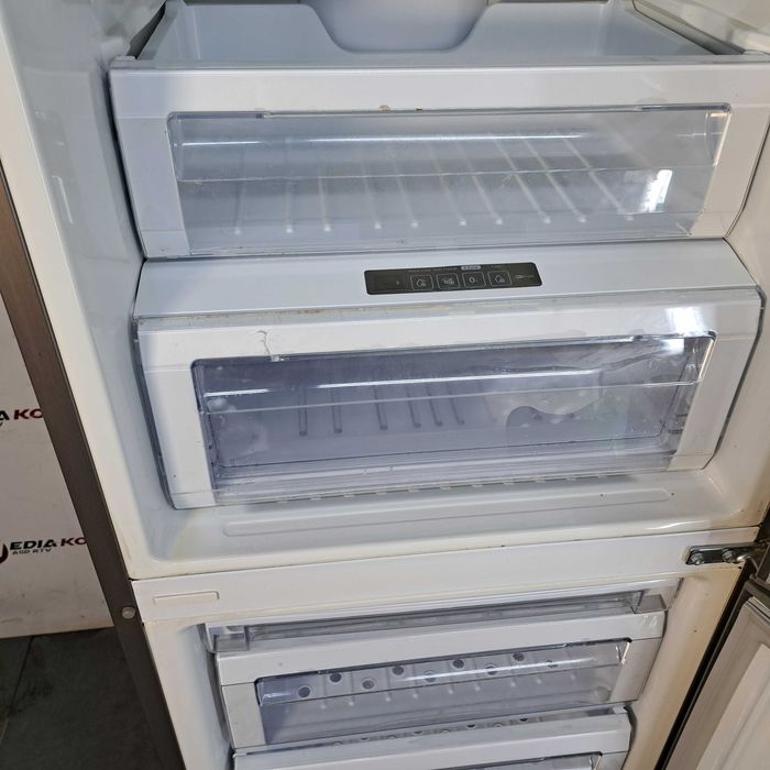 Lodówka Samsung RL55VQBRS (12m-scy gwar)Klasa A+ /324 l/200cm wys/42dB