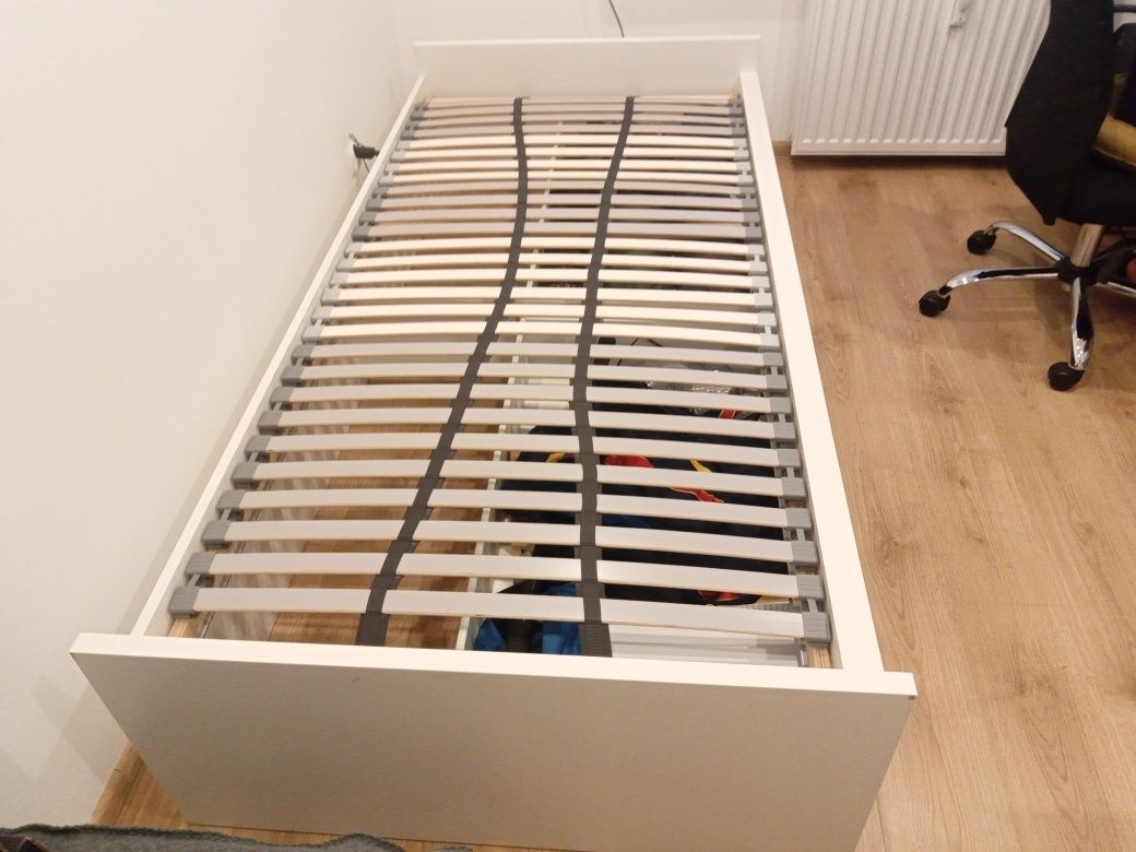 Łóżko jednoosobowe z szufladami IKEA