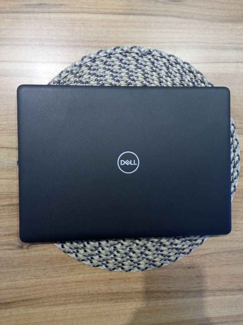 Dell latitude 3490 i5 8250 8 GB DDR4