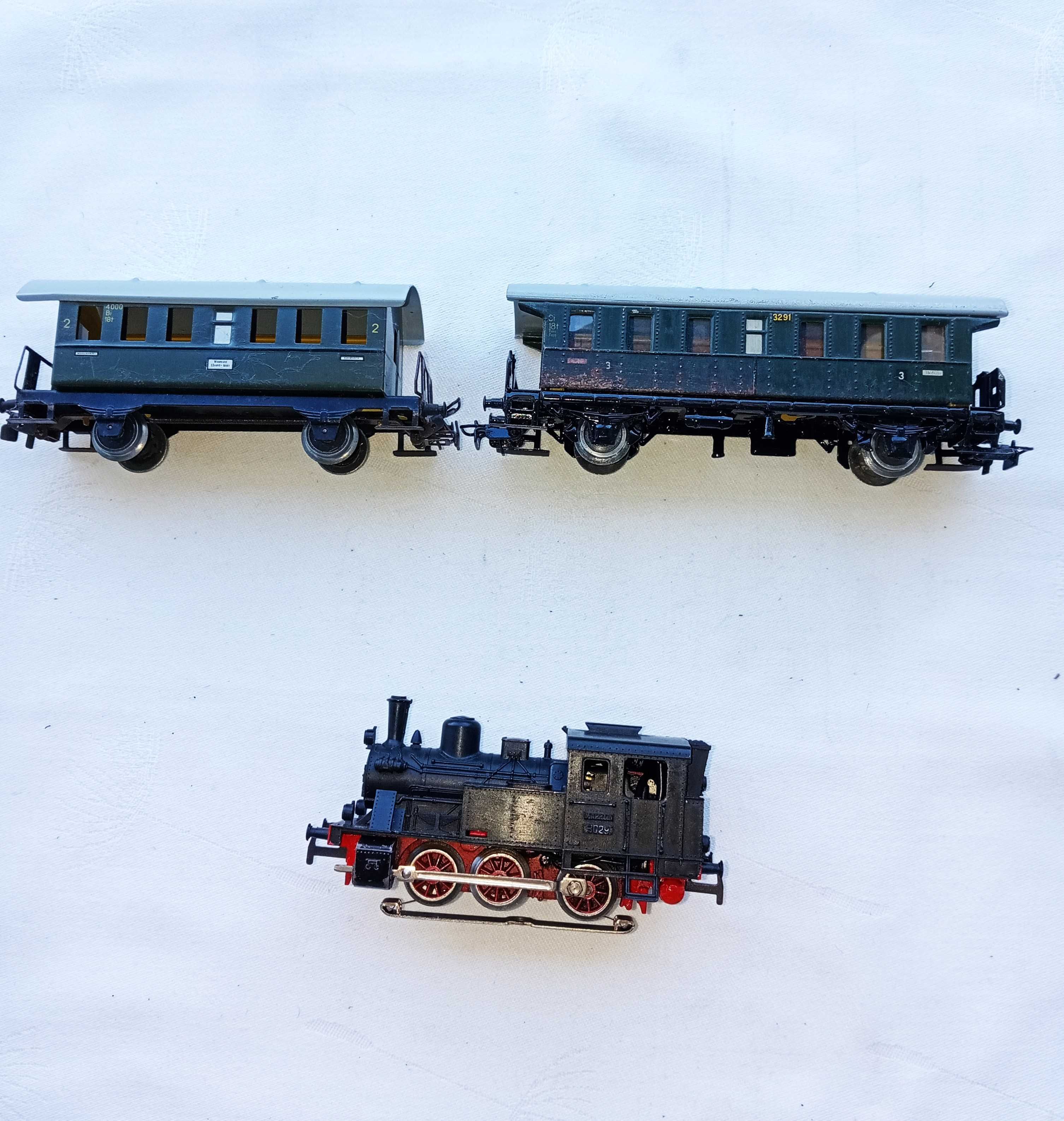 MARKLIN Locomotiva 4029 + 4000 + 329/1 Comboio