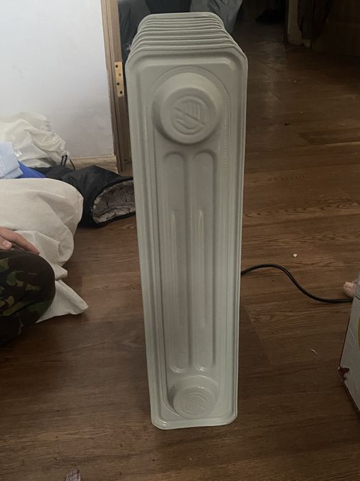 Єлектрорадиатор маслонаповнений