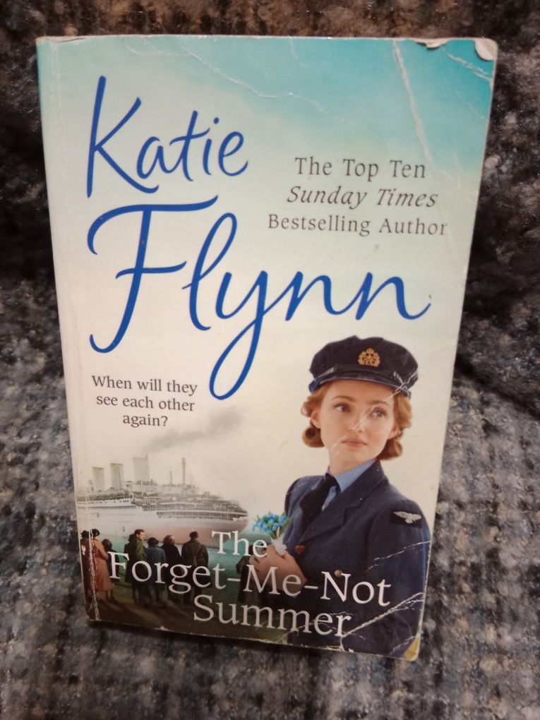 Katie Flynn "The forget-me-not summer"