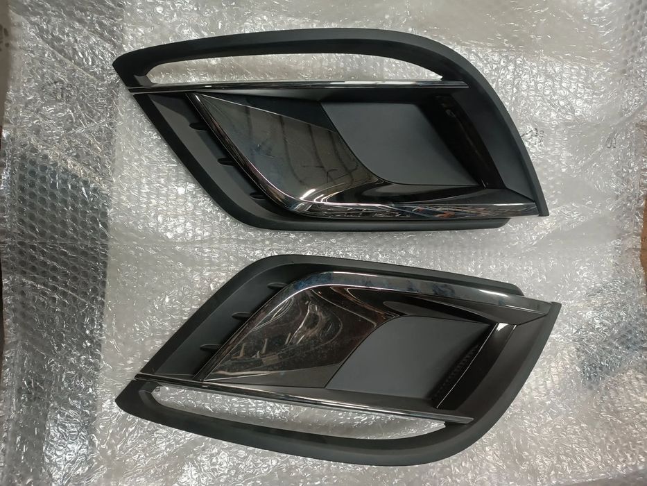 Grelhas laterais Parachoques - Renault Espace V ( 2020 )