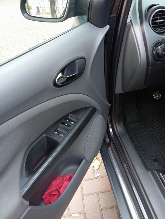 Обмен или Продам Сеат- Альтеа