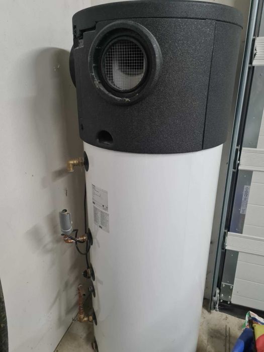 Bosch Pompa ciepła do c.w.u Compress 4000 DW