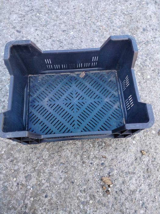 Skrzynki na warzywa - owoce. Typ G-165.