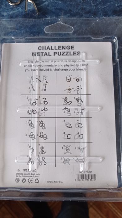 Логічна іграшка головоломка